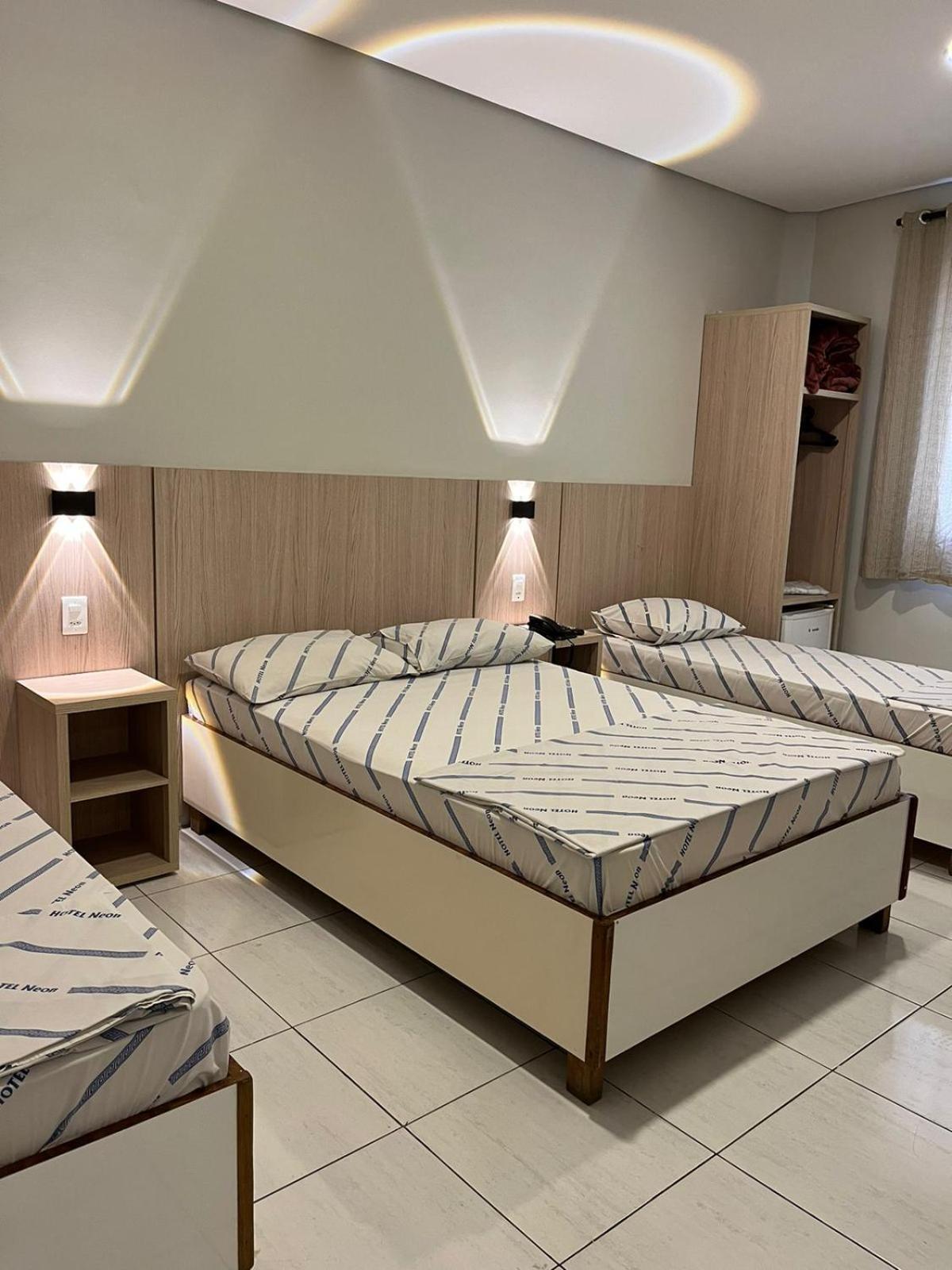 Hotel Neon - Proximo A 25 De Marco, Bom Retiro E Bras, A 2Min Do Mirante Sampa Sky E Pista De Skate Anhangabau São Paulo Zewnętrze zdjęcie