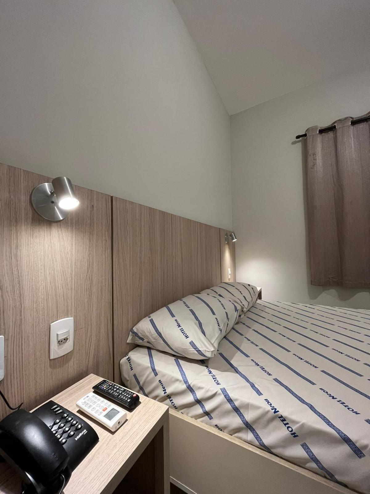 Hotel Neon - Proximo A 25 De Marco, Bom Retiro E Bras, A 2Min Do Mirante Sampa Sky E Pista De Skate Anhangabau São Paulo Zewnętrze zdjęcie