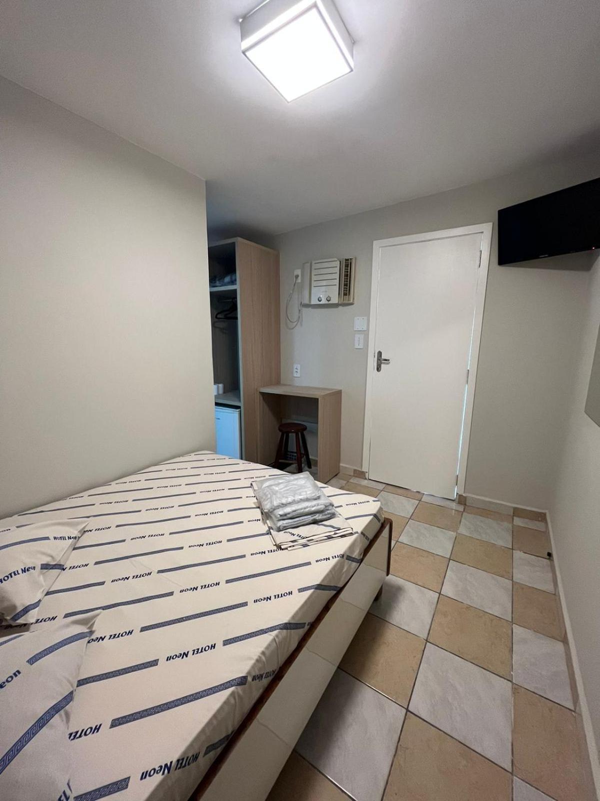 Hotel Neon - Proximo A 25 De Marco, Bom Retiro E Bras, A 2Min Do Mirante Sampa Sky E Pista De Skate Anhangabau São Paulo Zewnętrze zdjęcie