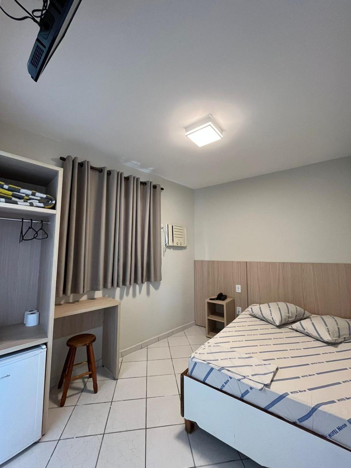 Hotel Neon - Proximo A 25 De Marco, Bom Retiro E Bras, A 2Min Do Mirante Sampa Sky E Pista De Skate Anhangabau São Paulo Zewnętrze zdjęcie